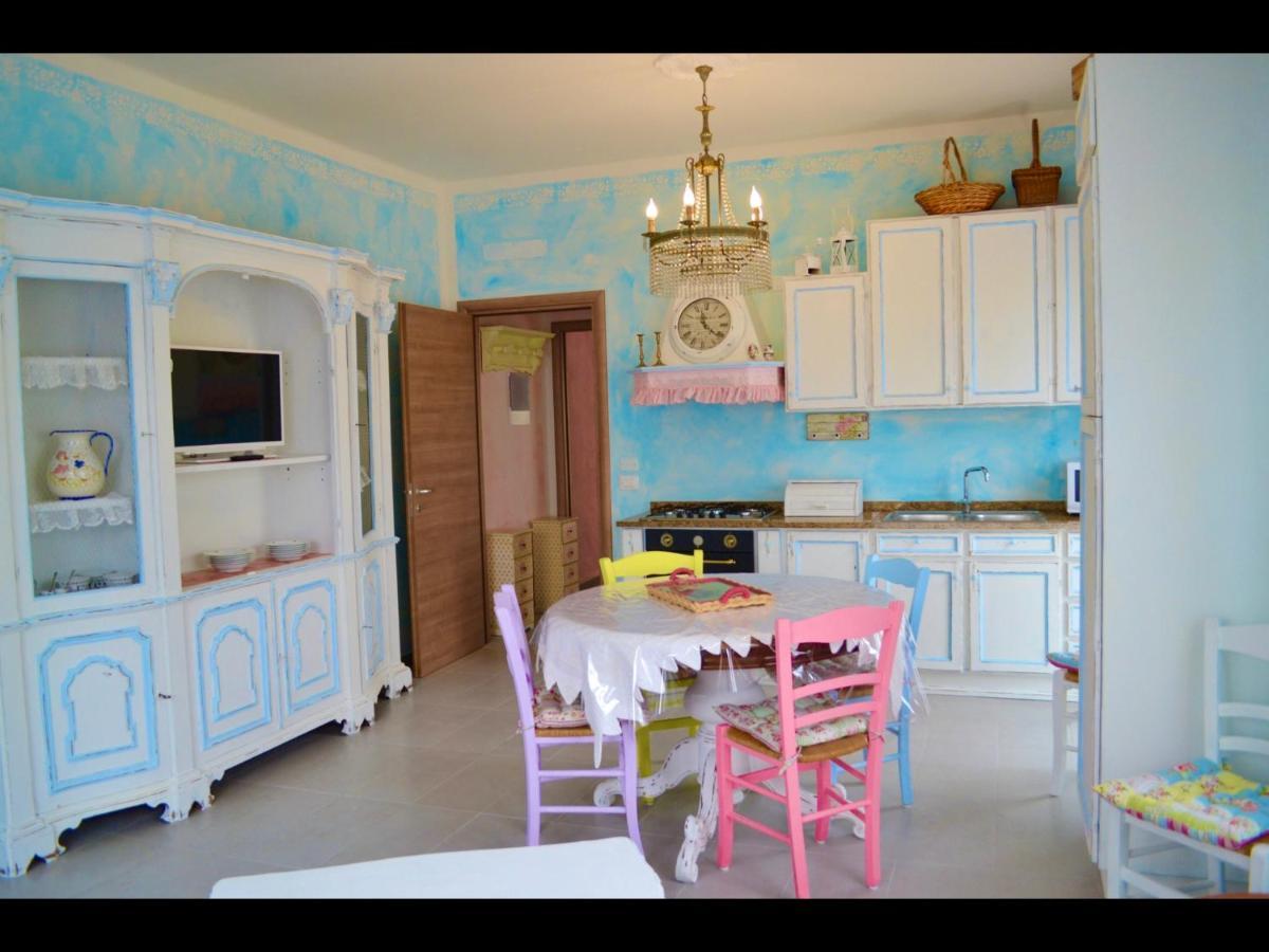 Le Bouganville Apartment Desenzano del Garda Bagian luar foto